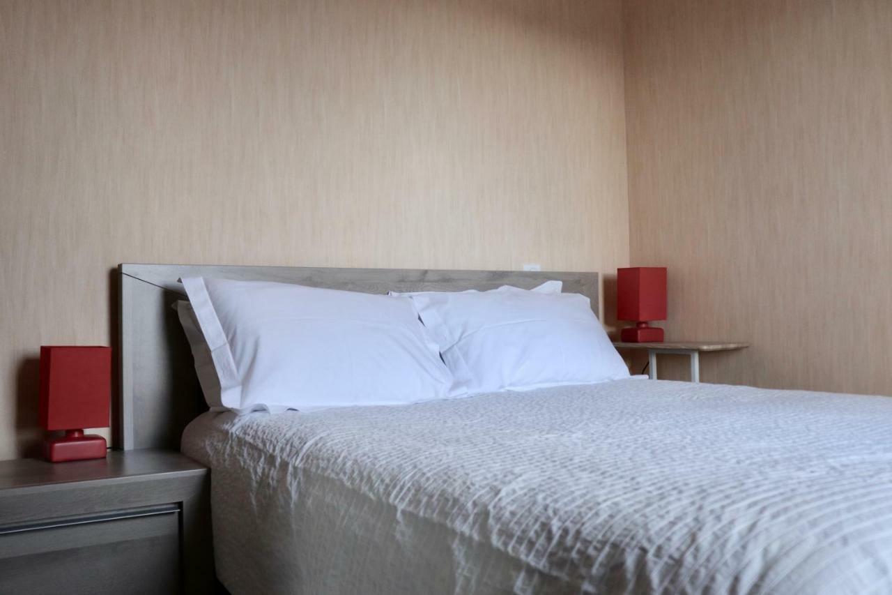 Appartement T4 Vue Unique Rodez Esterno foto